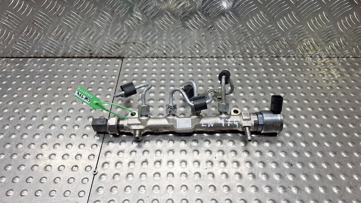Fuel Injector Rail Sensor S26367174 Used