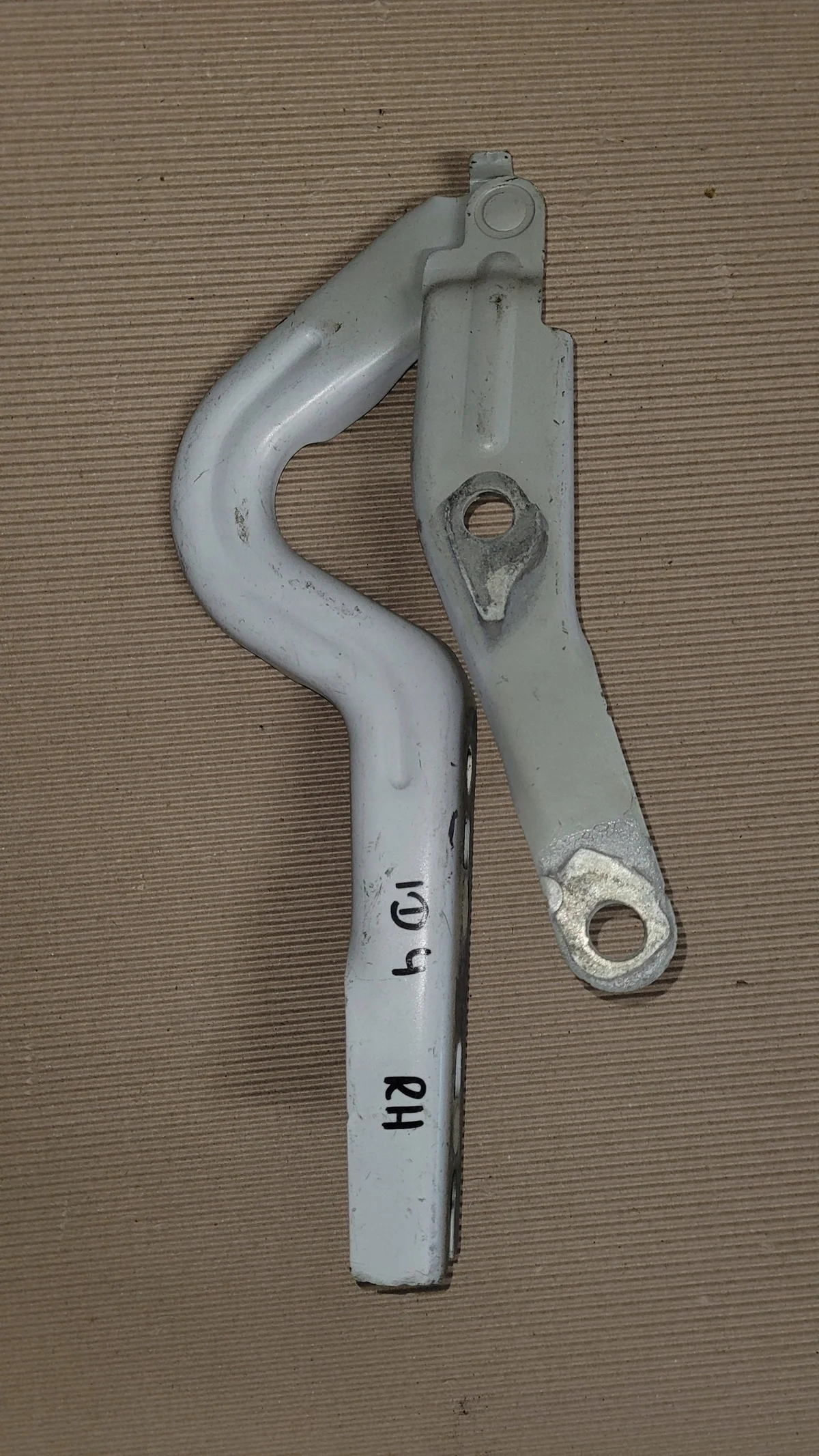 Volkswagen 11A823302 konepellin saranat