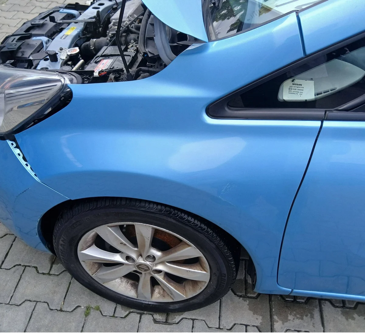 Nissan Note E12 garde-boue avant gauche RBE