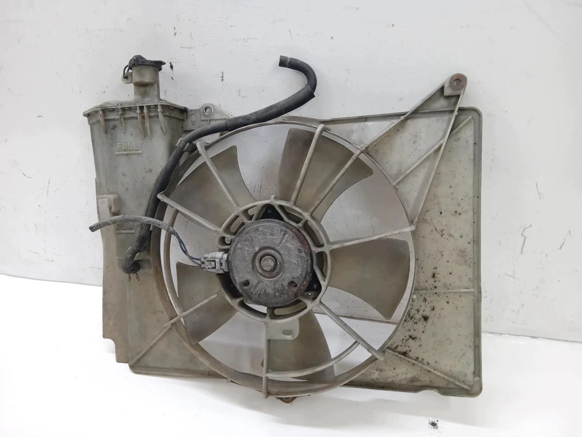 Ventilateur Toyota Yaris I occasion image 5