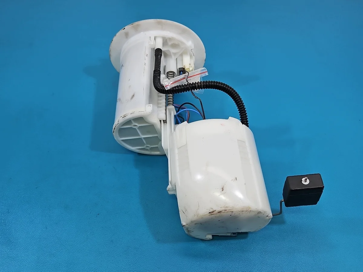 Kraftstoffpumpe Toyota Auris II 1.6 16V image 3