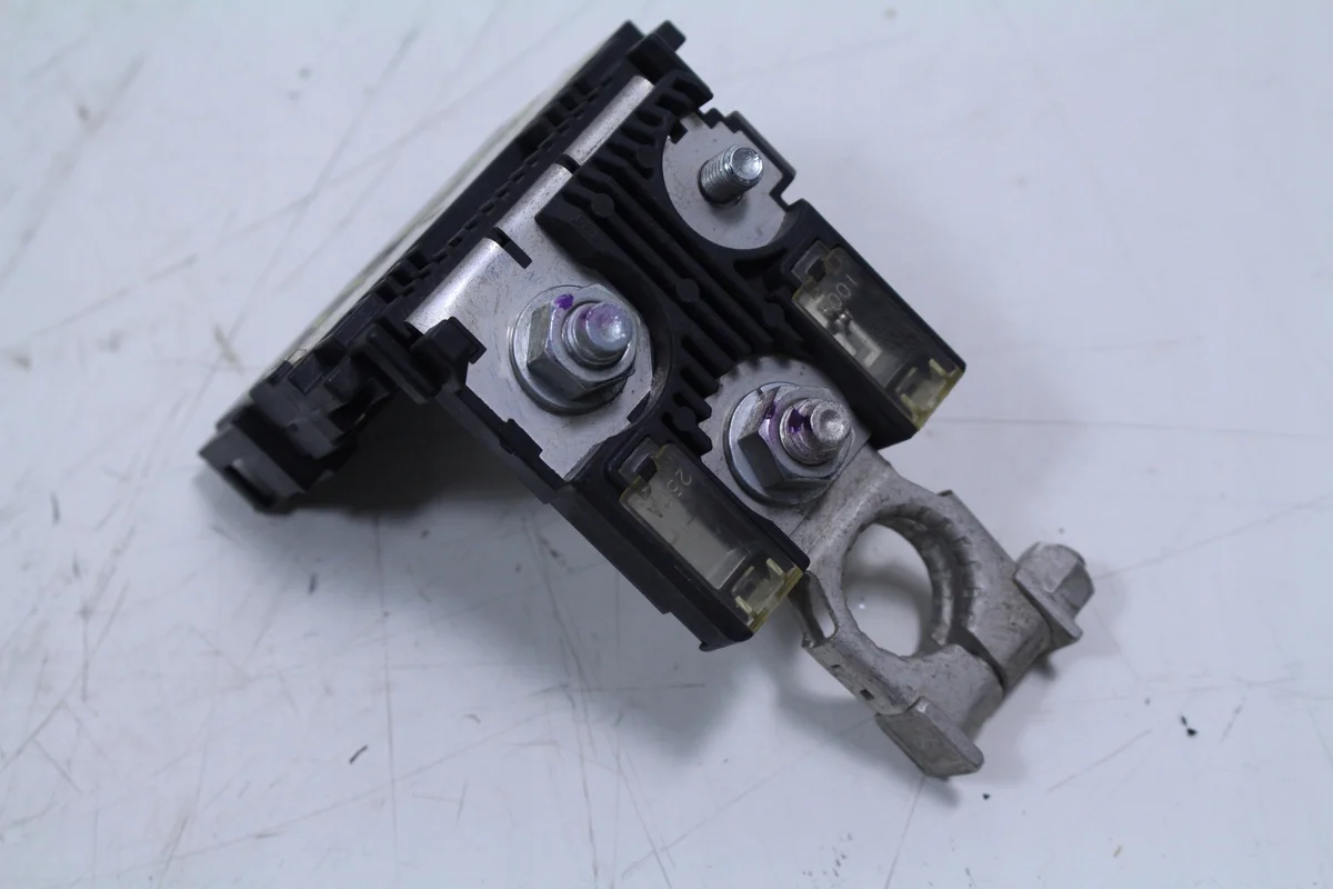 Used Battery Terminal for Infiniti Q50 V37