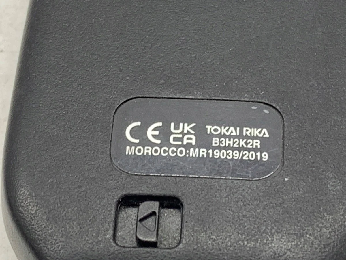 Clé télécommande Toyota Yaris IV LORK-1009-141661 image 4