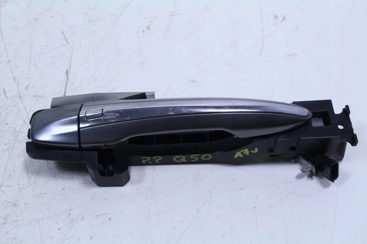Infiniti Q50 V37 Front Right Door Handle Used