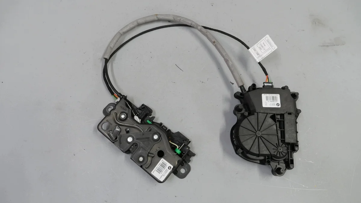 BMW X3 G01 dörrlås bagagelucka 7357112