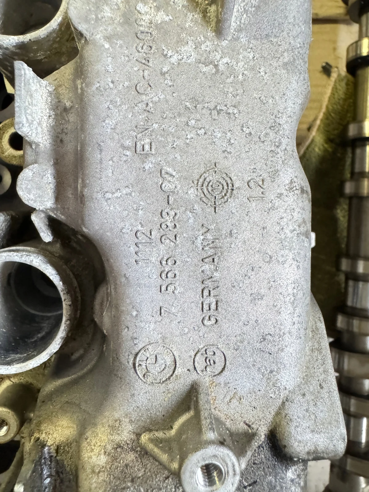 Zylinderkopf rechts BMW X5 E70 X6 E71 S63B44A image 10