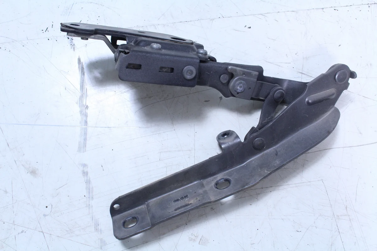 Infiniti Q50 V37 Hood Hinge Left Used
