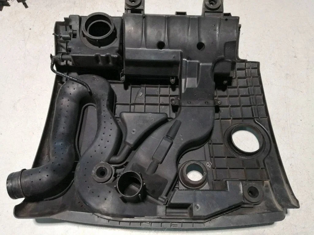 Audi OE 03C129607P Coperchio Motore Usato image 4