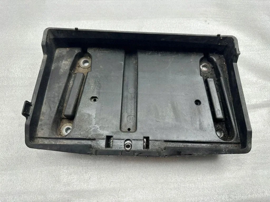 Base Batteria Mercedes C W205 A2056200118 image 5