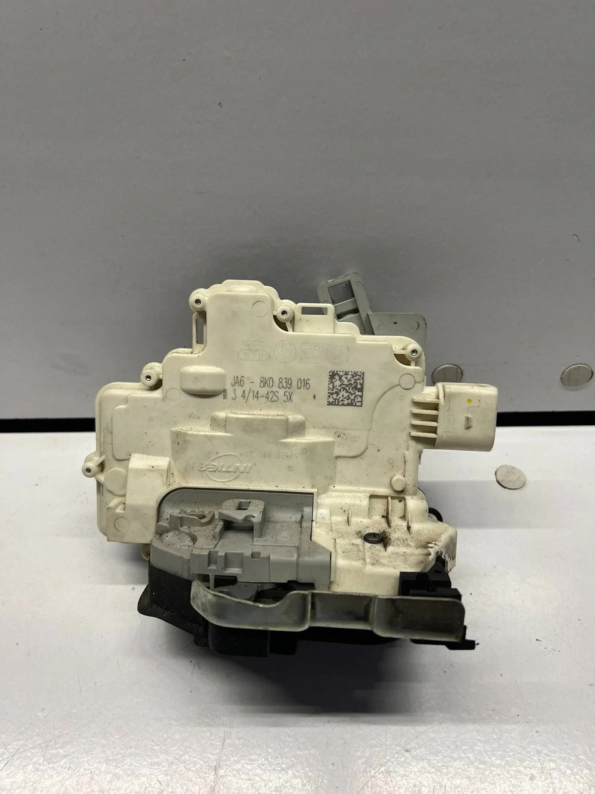 8K0839016 Serratura Posteriore Destra Audi A4 B8