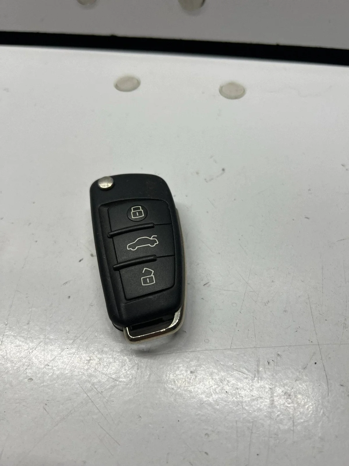 Sleutel Audi A4 S4 B7 8E 8H 8E0837220