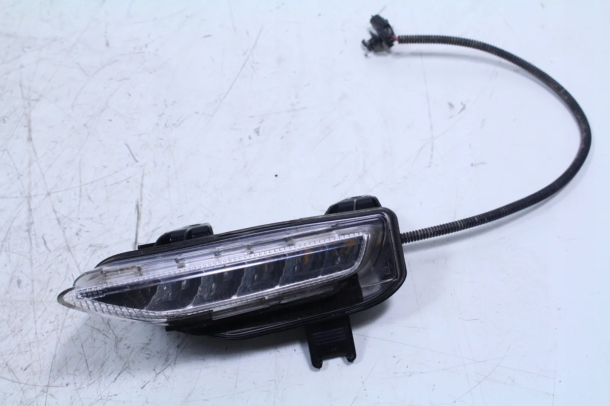 LED Rechts Infiniti Q50 V37 2013-2017 Gebraucht