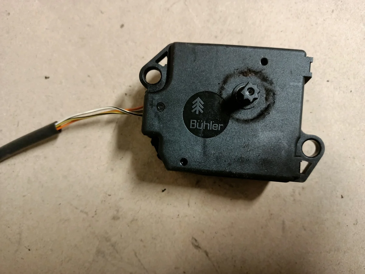 Motor klep verwarming Renault Scenic I 1.61.072.22100 thumbnail 3