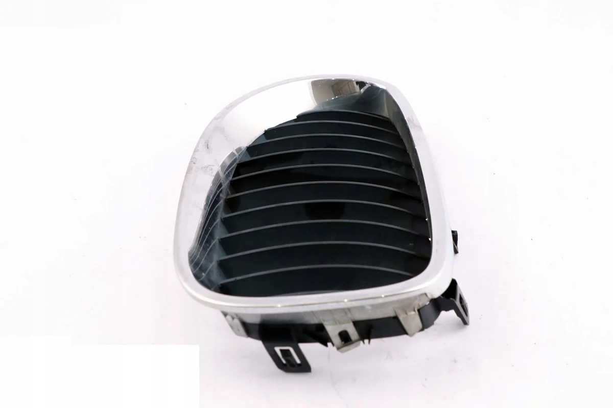 Grille de pare-chocs BMW 5 E61 droite image 6