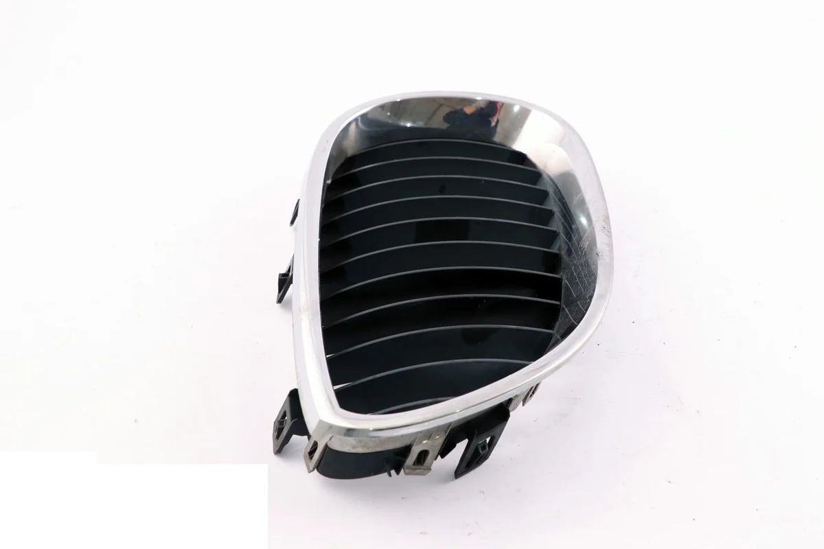 Grille de pare-chocs BMW 5 E61 droite image 9