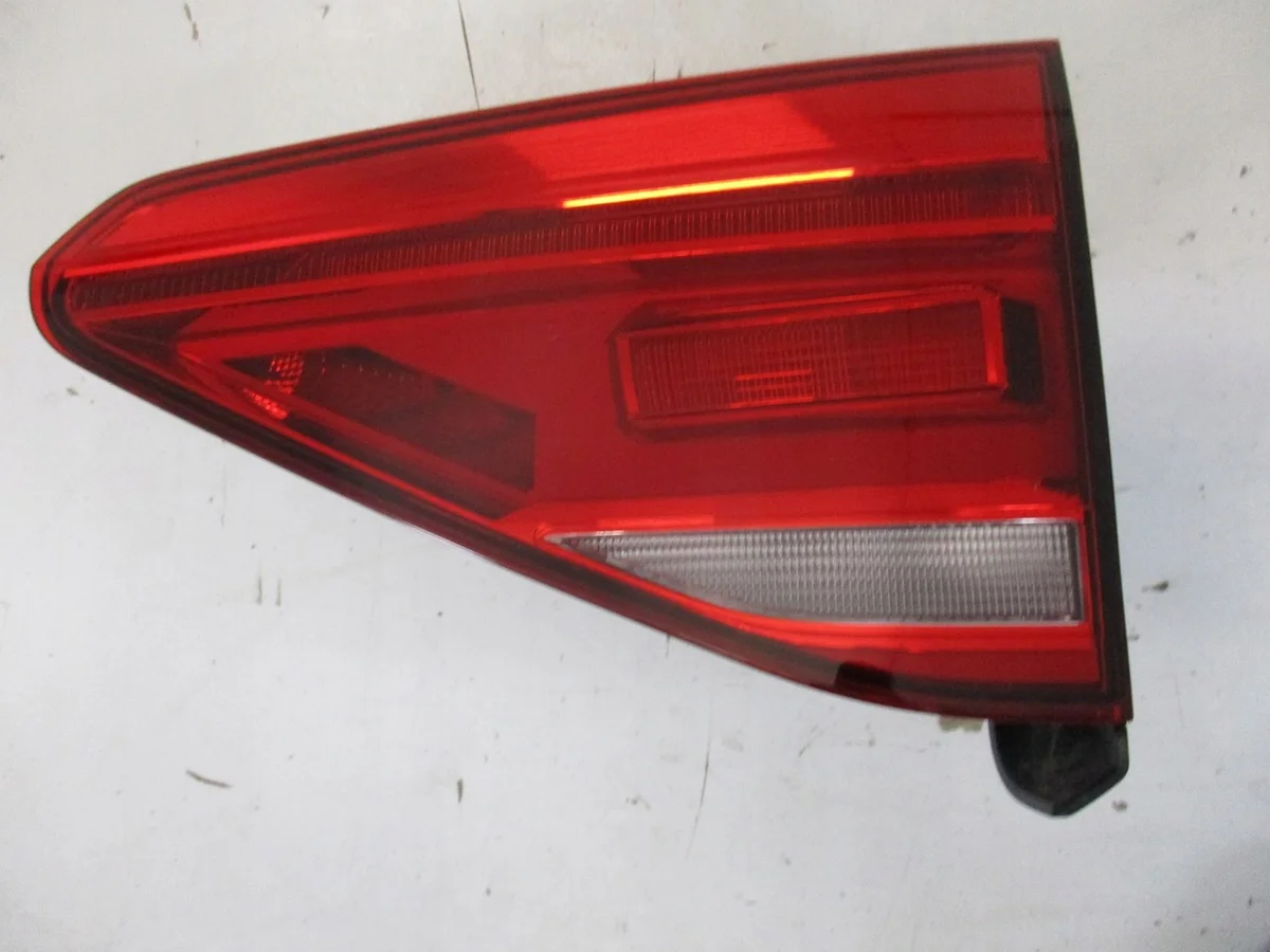 Rückleuchten VW Touran 5TA 15R links+rechts image 4