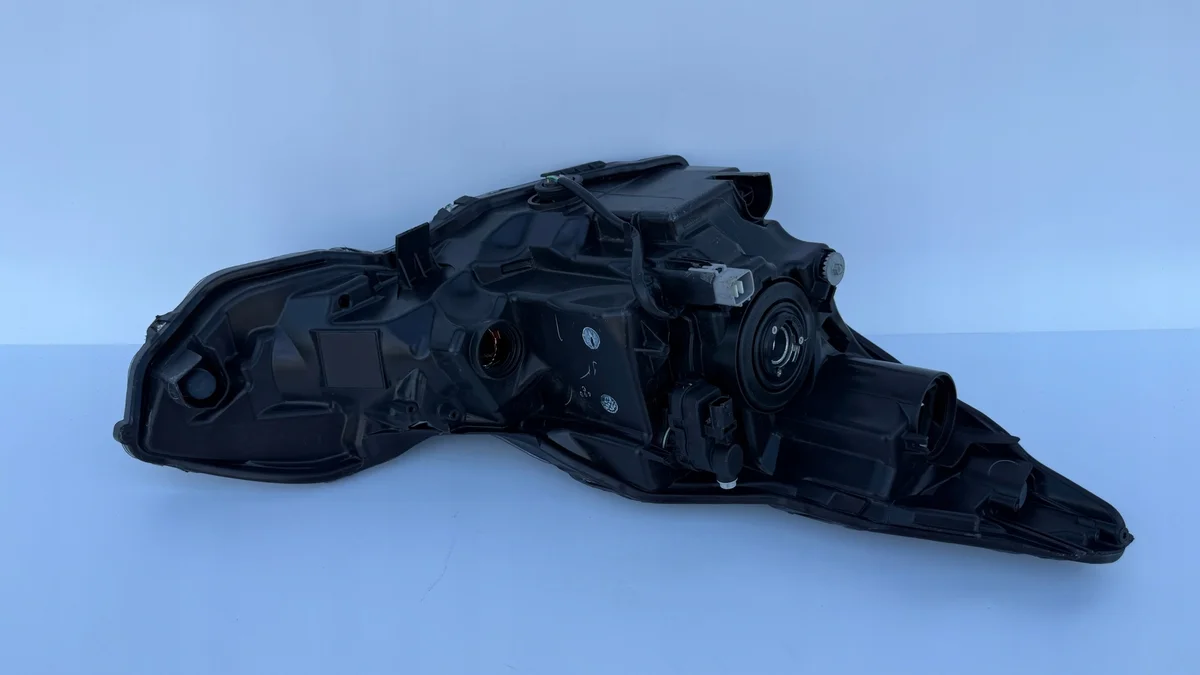 Toyota Aygo II Scheinwerfer links gebraucht image 4
