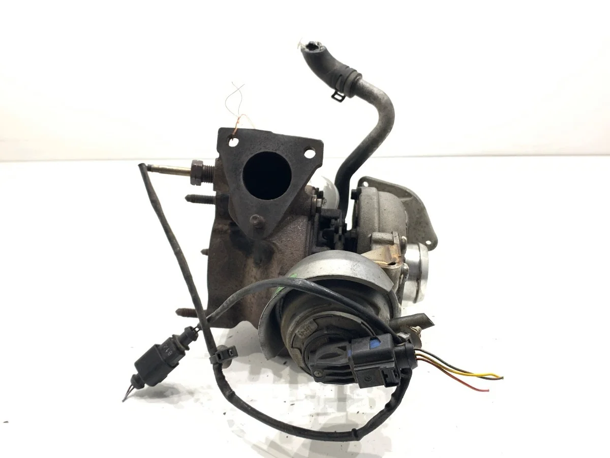 Turbolader Audi A4 B8 2.0 143PS gebraucht image 4