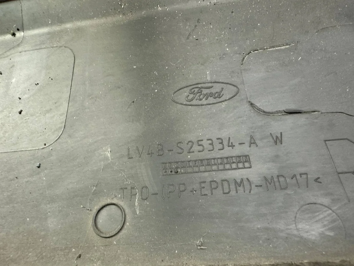 Türleiste hinten rechts Ford Kuga Mk3 image 4