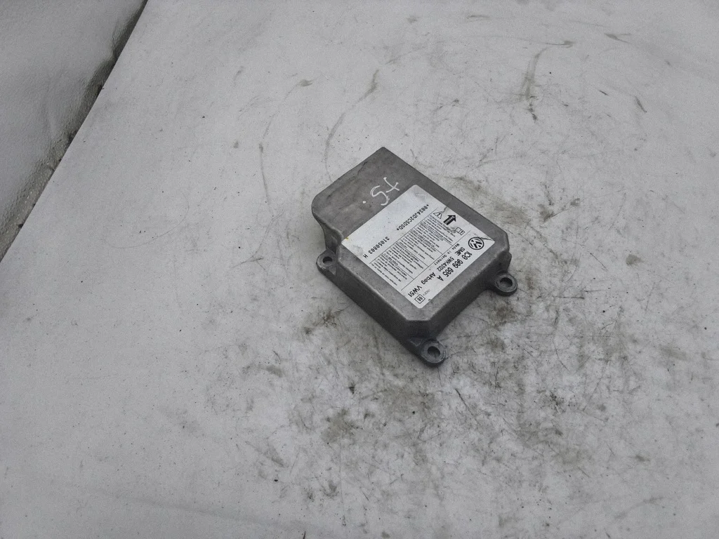 Volkswagen Bora 2001 Airbag Control Unit 1C0909605A image 5