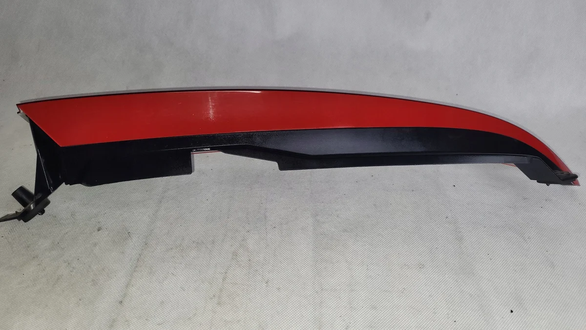 Volvo XC90 Left Rear Upper Tail Light MMAUTKO18858 image 7