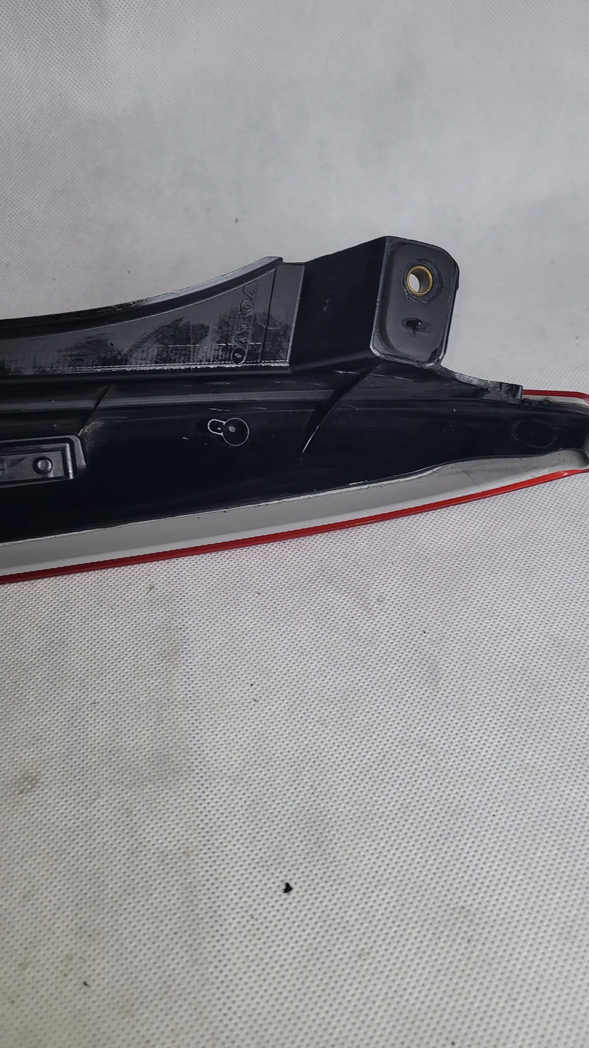 Volvo XC90 Left Rear Upper Tail Light MMAUTKO18858 image 9