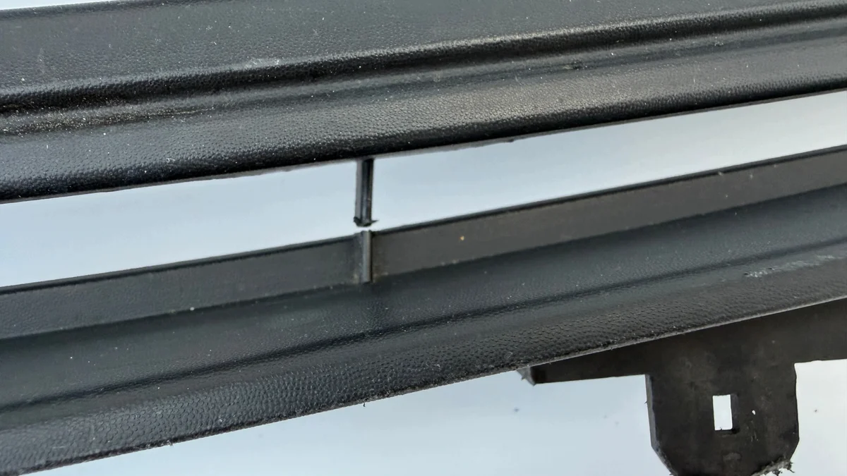 Grille de pare-chocs avant Opel Vivaro B image 3