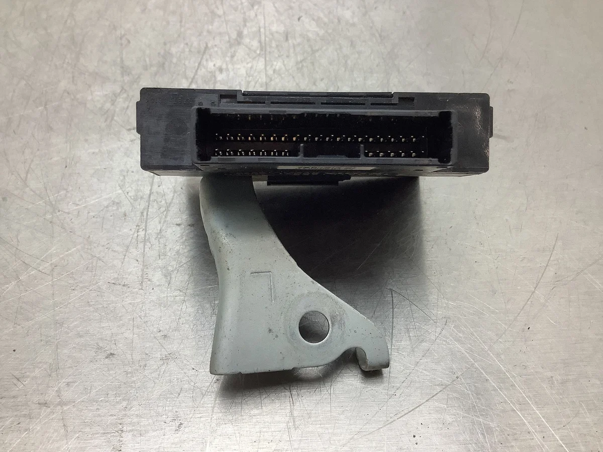ESP Control Module Toyota Land Cruiser J150 image 4