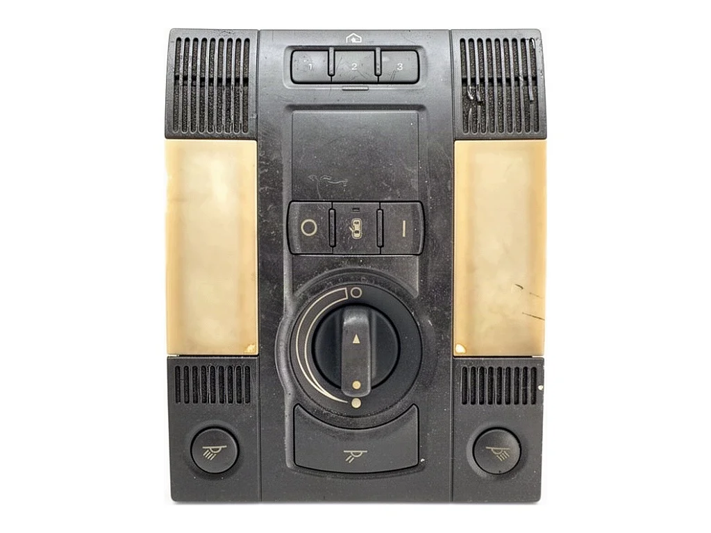 Audi A8 D3 Interior Ceiling Light 4E0907135A