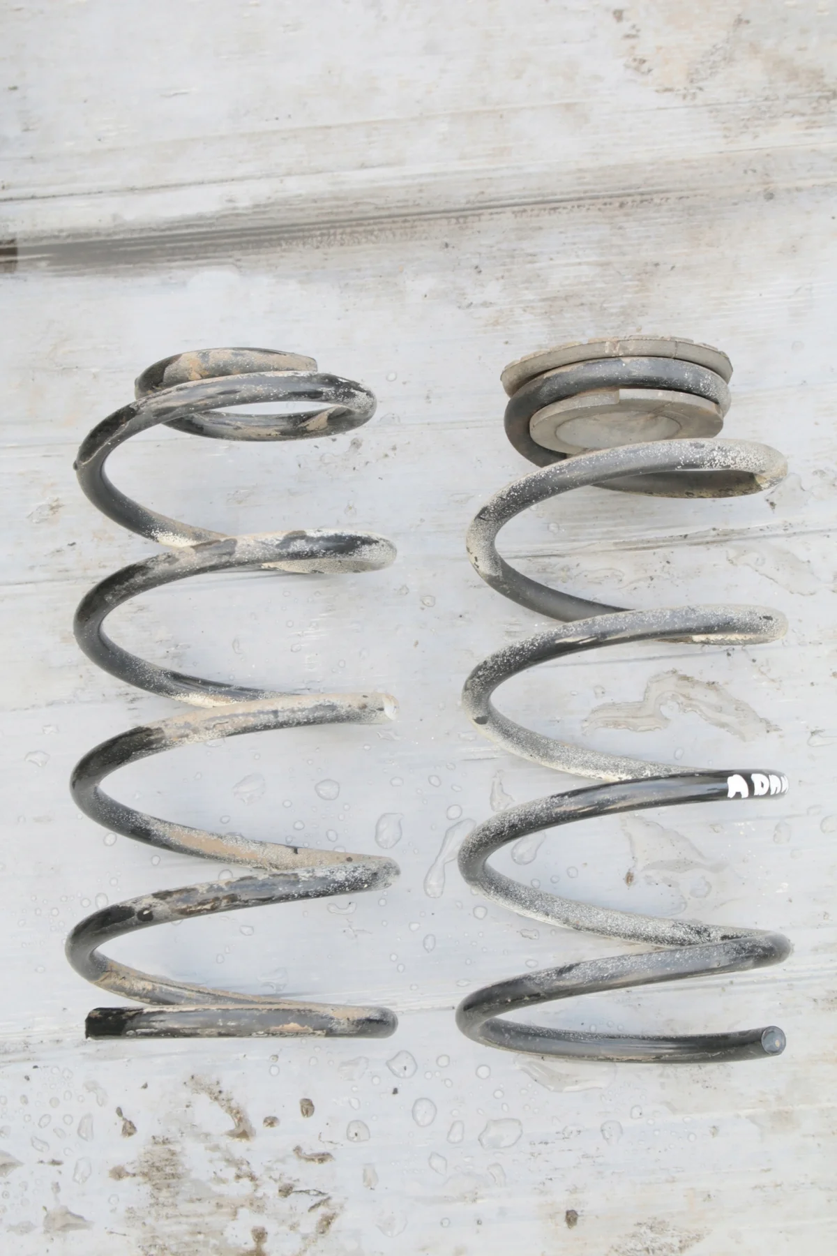 Bakre fjädrar Opel Adam 578057807580