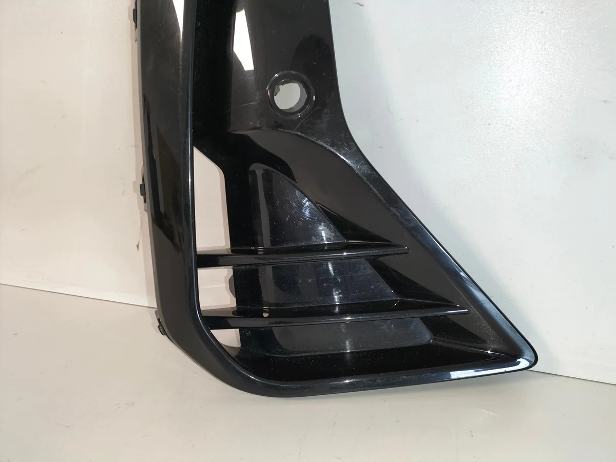 Rejilla Parachoques BMW X3 G01 LCI Derecho Usado image 6