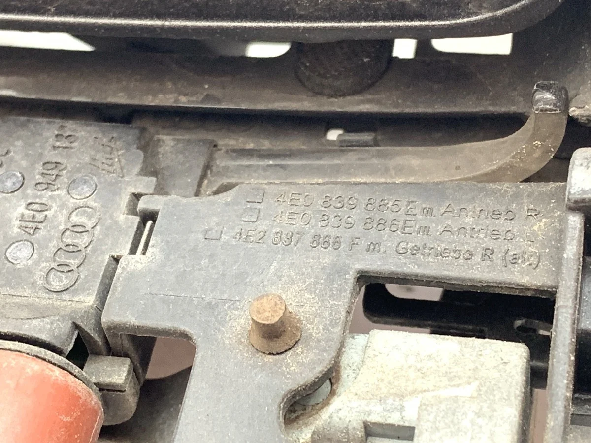 Außentürgriff Links Vorne Audi A8 D3 image 5