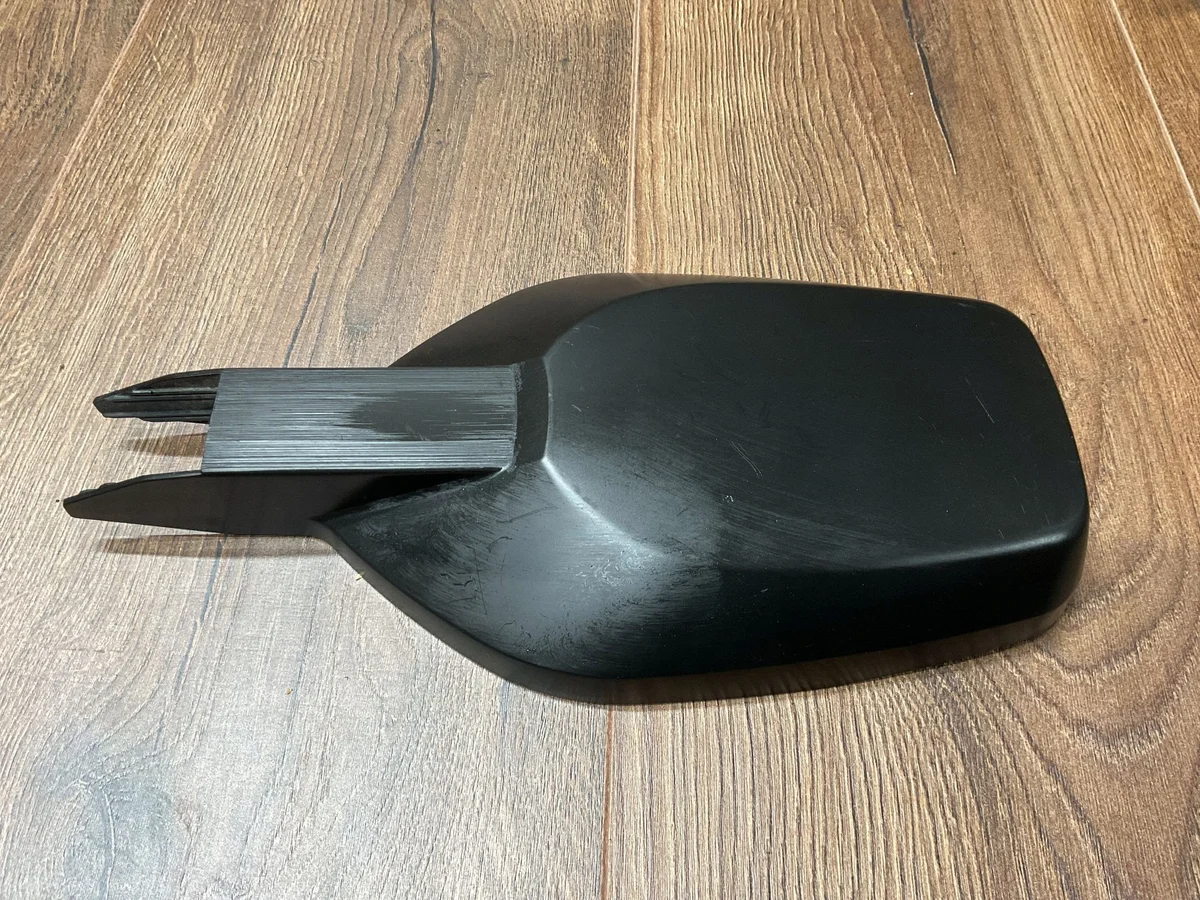 Cubierta Limpiaparabrisas Mercedes SL R129 Usado