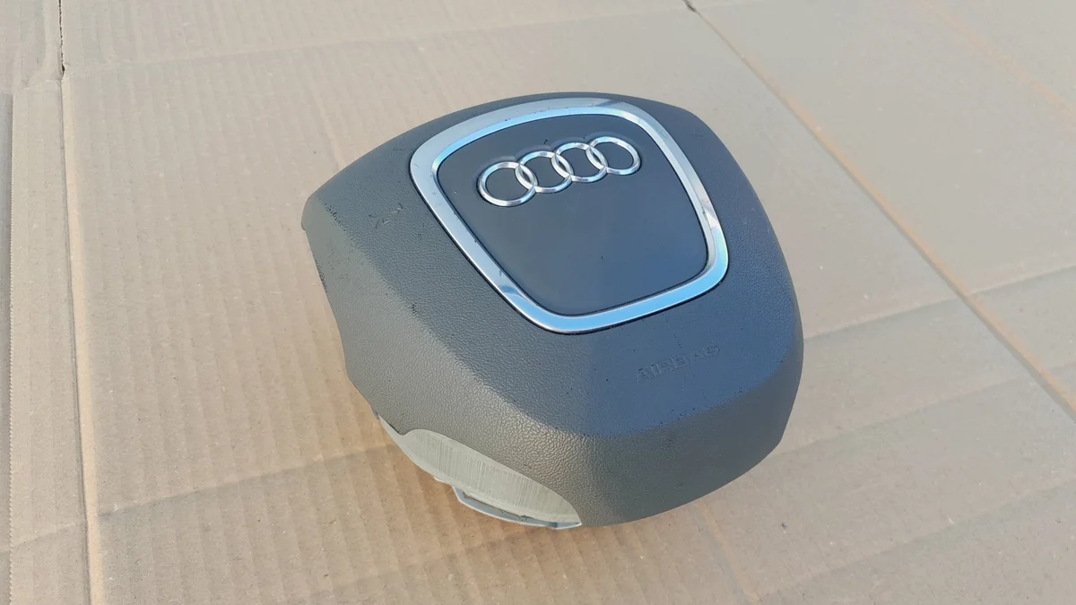 Airbag conducteur Audi A6 C6 4 branches image 3