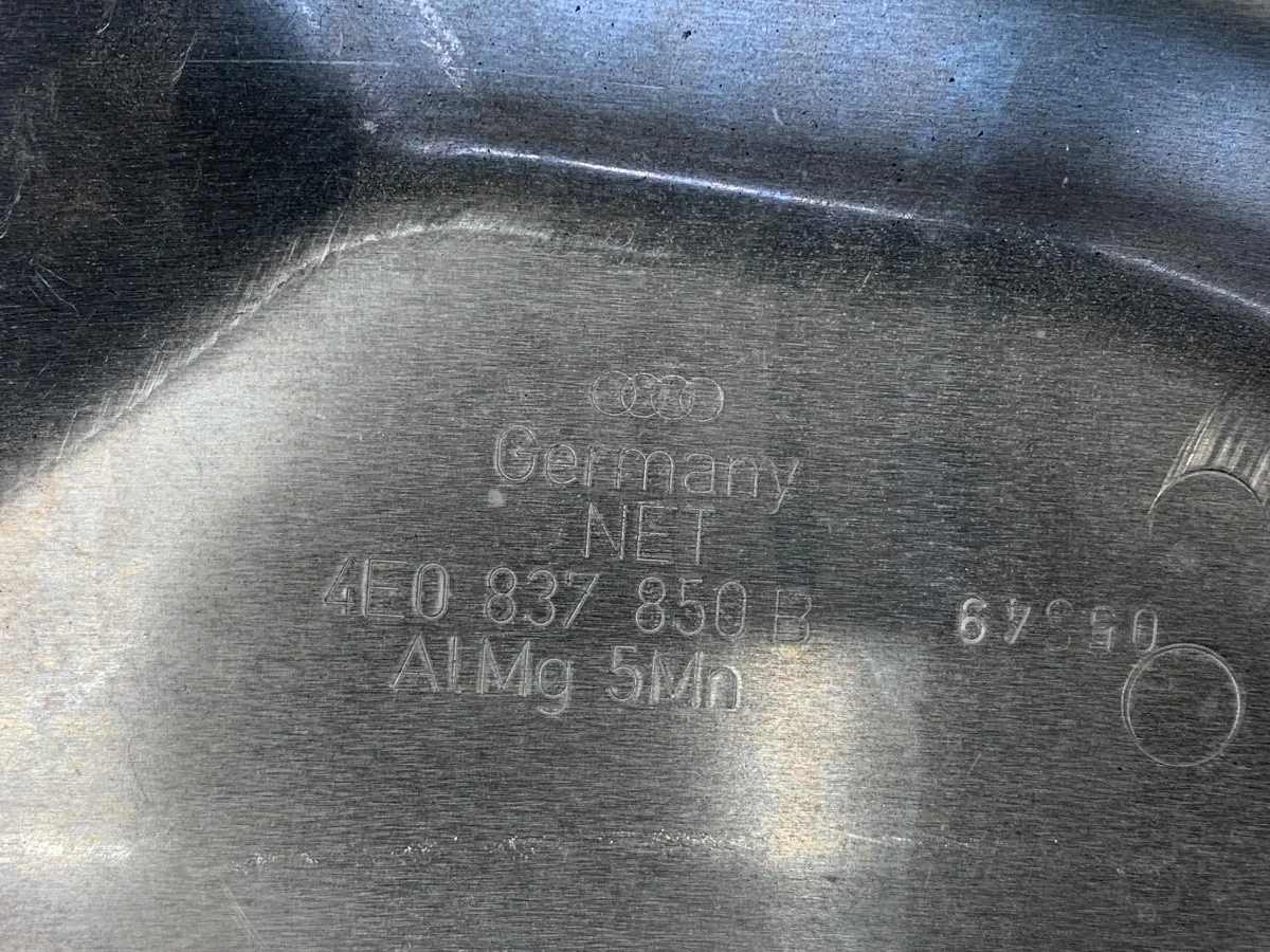 Lasi-nostin Audi A8 D3 4E0837850B image 4