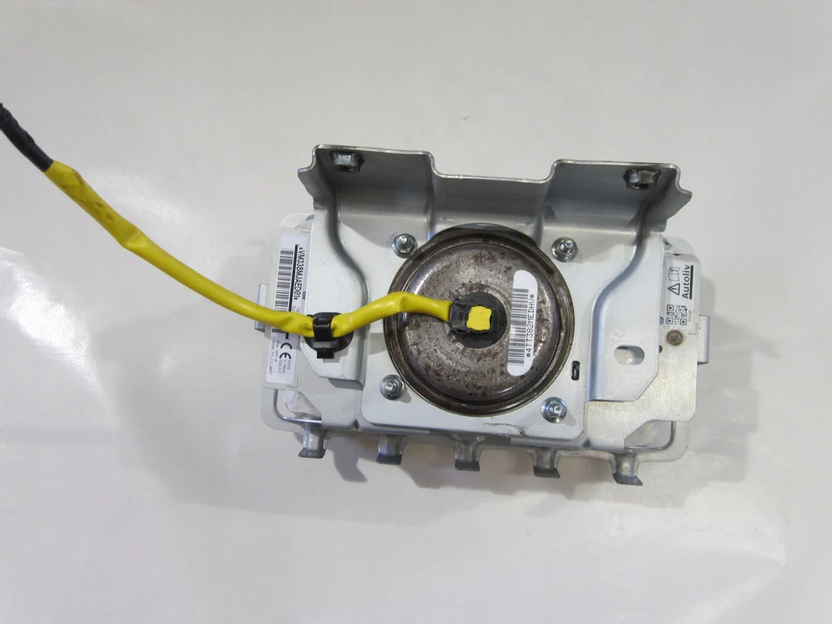 Passenger Airbag Outlander III 7030A311 image 3