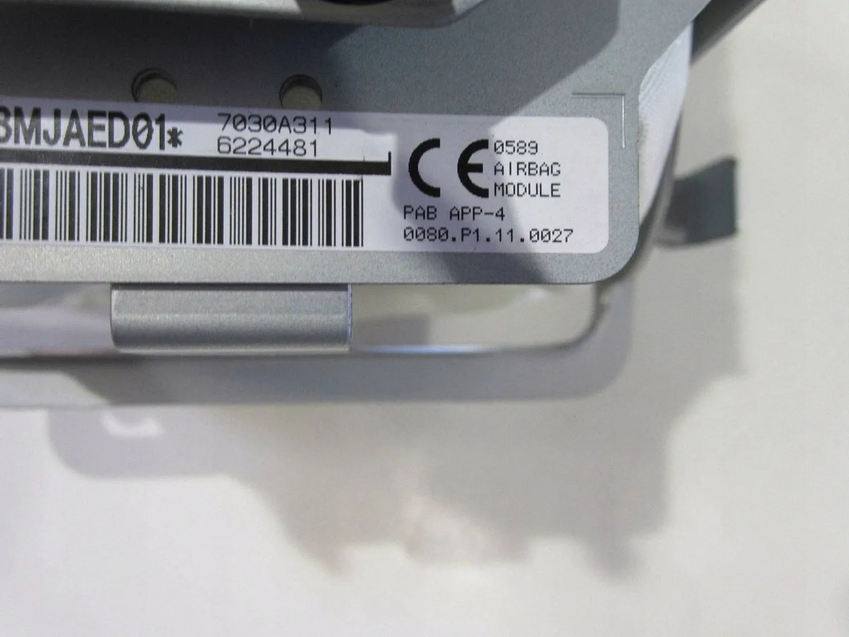Passenger Airbag Outlander III 7030A311 image 9