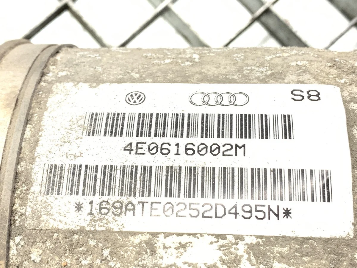 Höger bakre stötdämpare Audi A8 D3 image 5