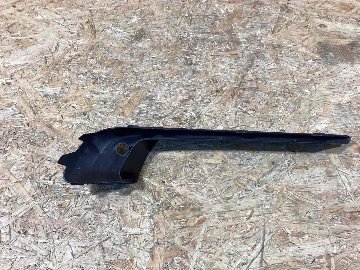 Spoiler posteriore Porsche Cayenne III 9Y0 usato