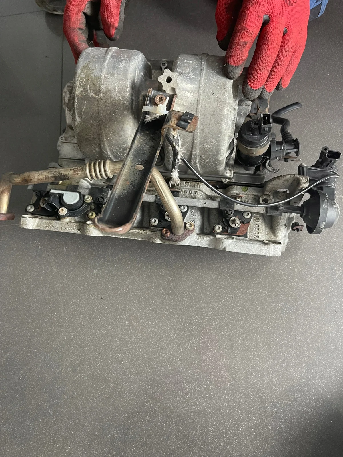 Opel 1.6 Intake Manifold Assembly w/ Flap 24435069