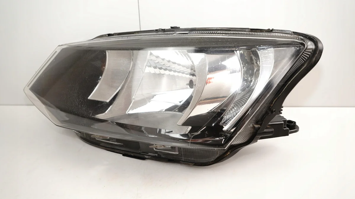 Phare Avant Gauche Skoda Fabia III 1335250926 image 9