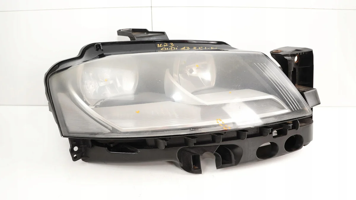 Audi A3 8P Lampa Höger Fram 2008-2013