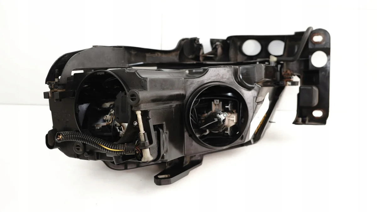 Farol Direito Audi A3 8P 2008-2013 Usado image 7