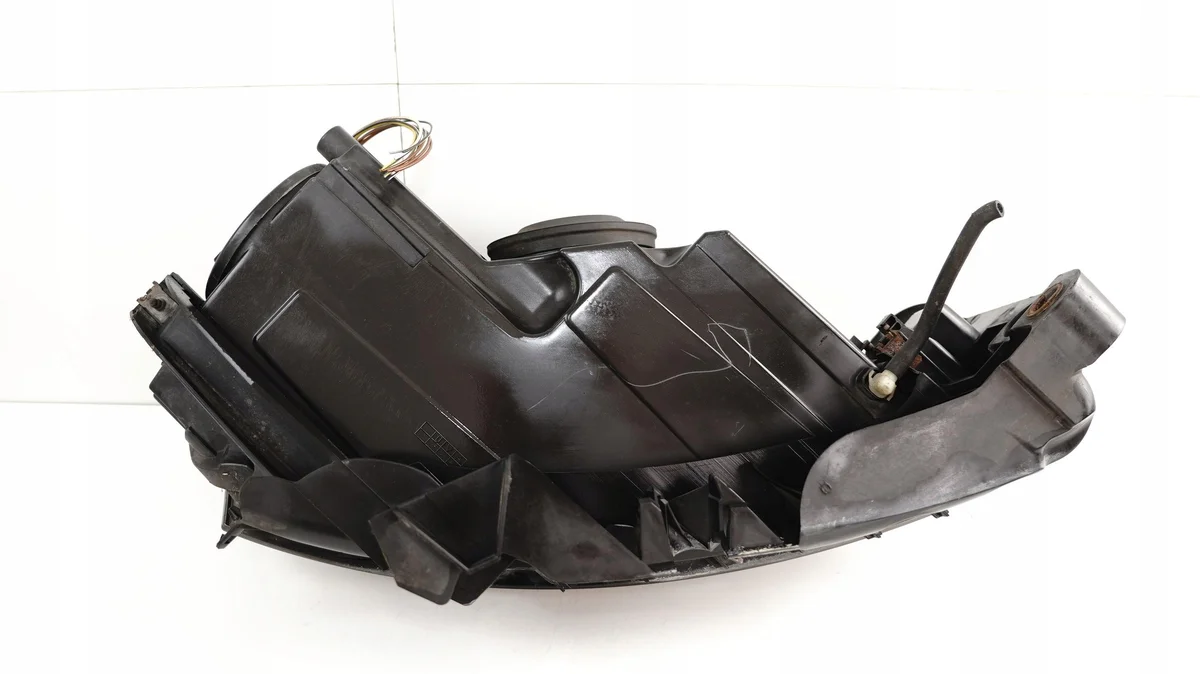 Audi A3 8P Left Headlight 1602250926 Used image 5