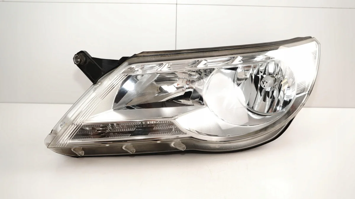 Lanterna Dianteira Esquerda VW Tiguan 07-11 image 3