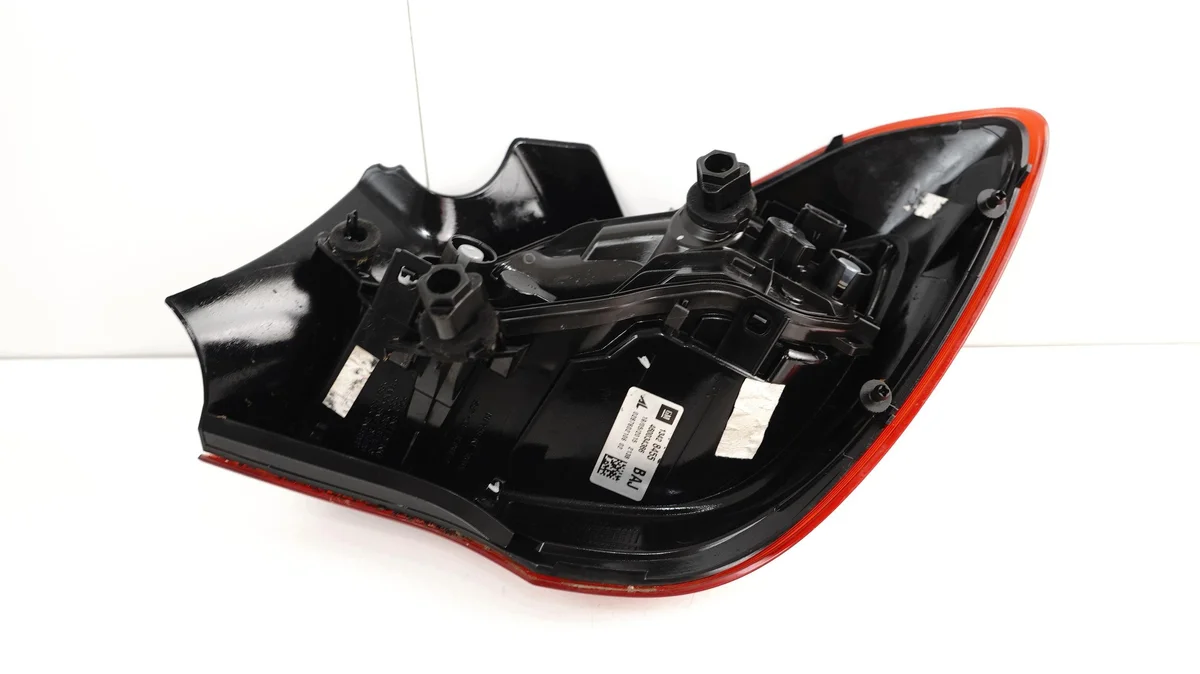 Lanterna Traseira Esquerda Opel Corsa E 14-19 image 5