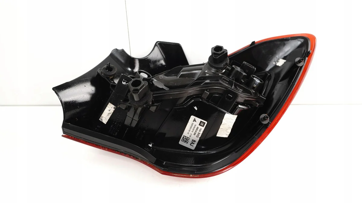 Lanterna Traseira Esquerda Opel Corsa E 14-19 image 6