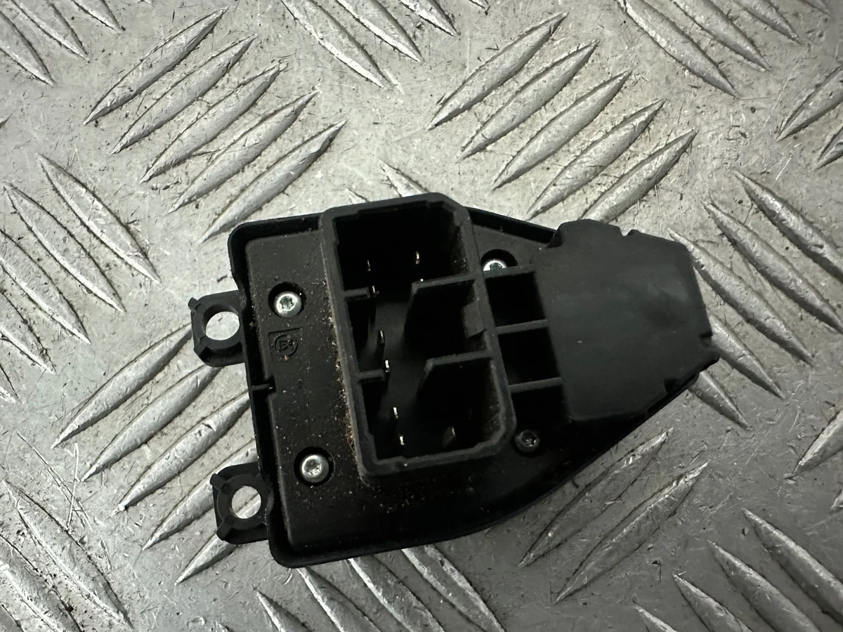 Commutateur de rétroviseur Ford Ranger IV AB39-17B676-AA image 8