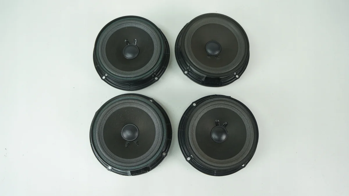Haut-parleur porte Volkswagen OE 3B0035411G