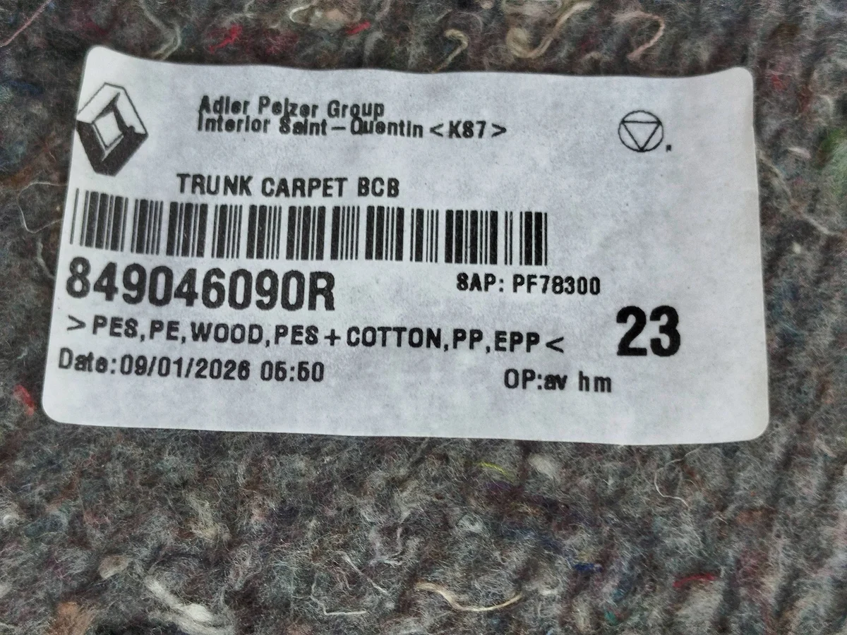 Alfombrilla maletero Renault Megane E-Tech 849046090R image 3